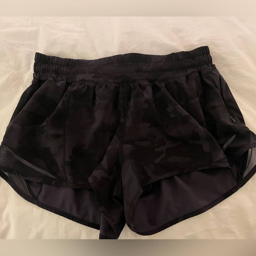 Lululemon Hotty Hot Shorts
